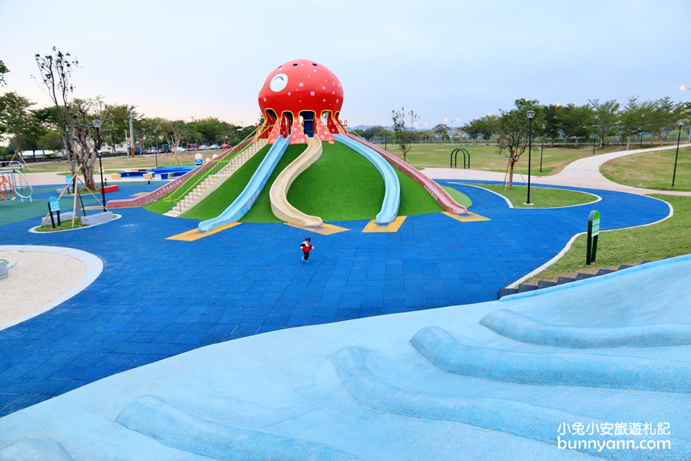 苗栗「貓裏喵親子公園」章魚哥溜滑梯主題公園超好玩的