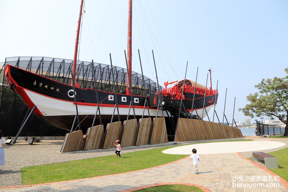台南新景點》1661臺灣船園區，安平最新木造台灣成功號，17世紀大帆船駐港登場！