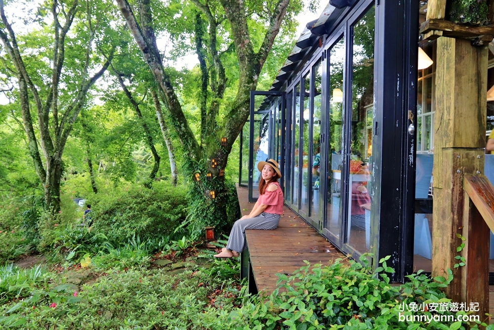 新竹景點》唯美玻璃森林屋! 6號花園室外桃花源，尖石深山祕密花園~