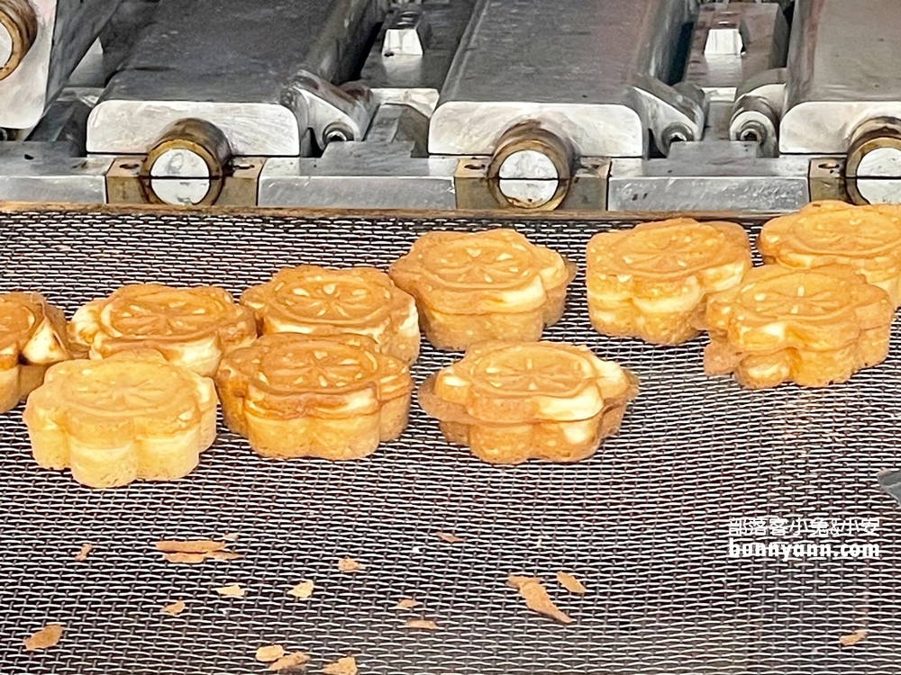新竹城隍廟美食有地雷？觀光客推薦必吃，肉燥飯、雞蛋糕都讚