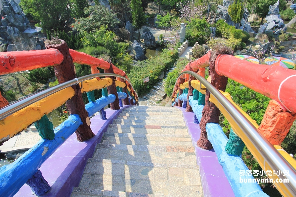雲林》人氣迷宮秘境！五年千歲公園，美拍全台最高彩虹彎橋