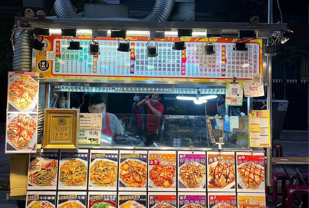 2024台北「寧夏夜市」推薦15家必吃美食、排隊攤位介紹。