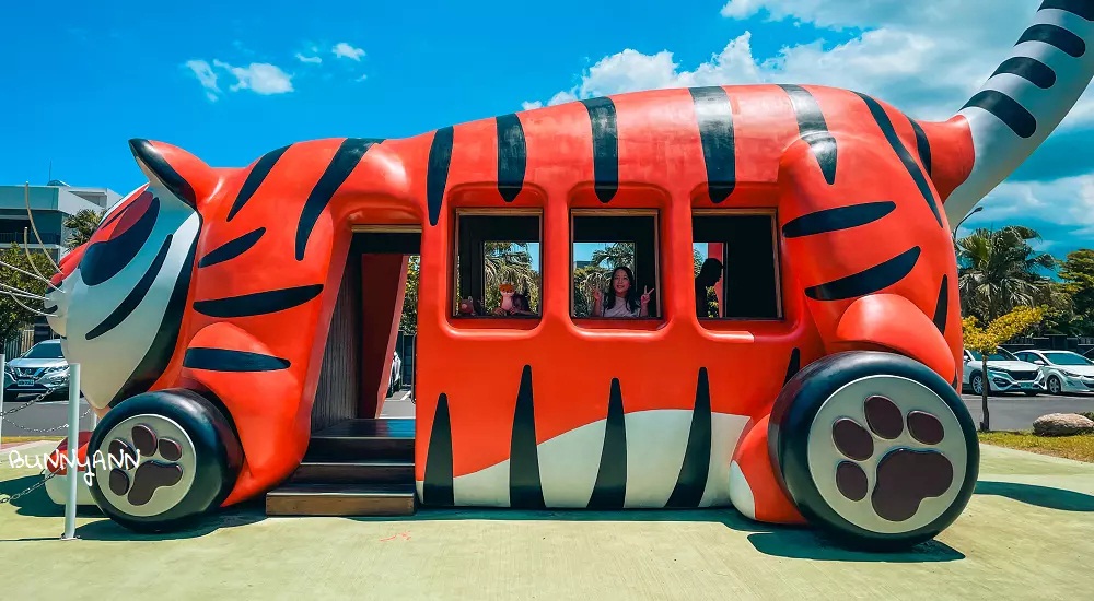 宜蘭「虎牌米粉觀光工廠」來搭乘老虎公車，門票費用、交通、米粉DIY真好玩。 @小兔小安*旅遊札記