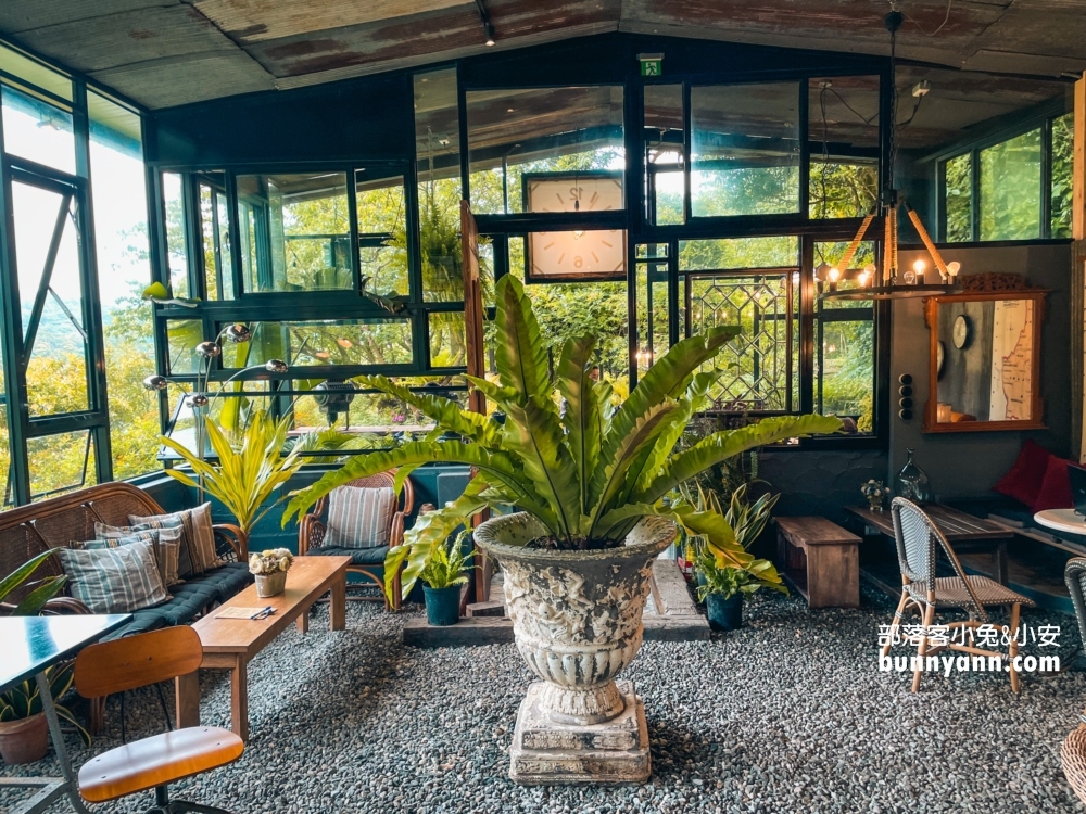 陽明山野人花園推薦，不限時綠色森林秘境景觀咖啡店