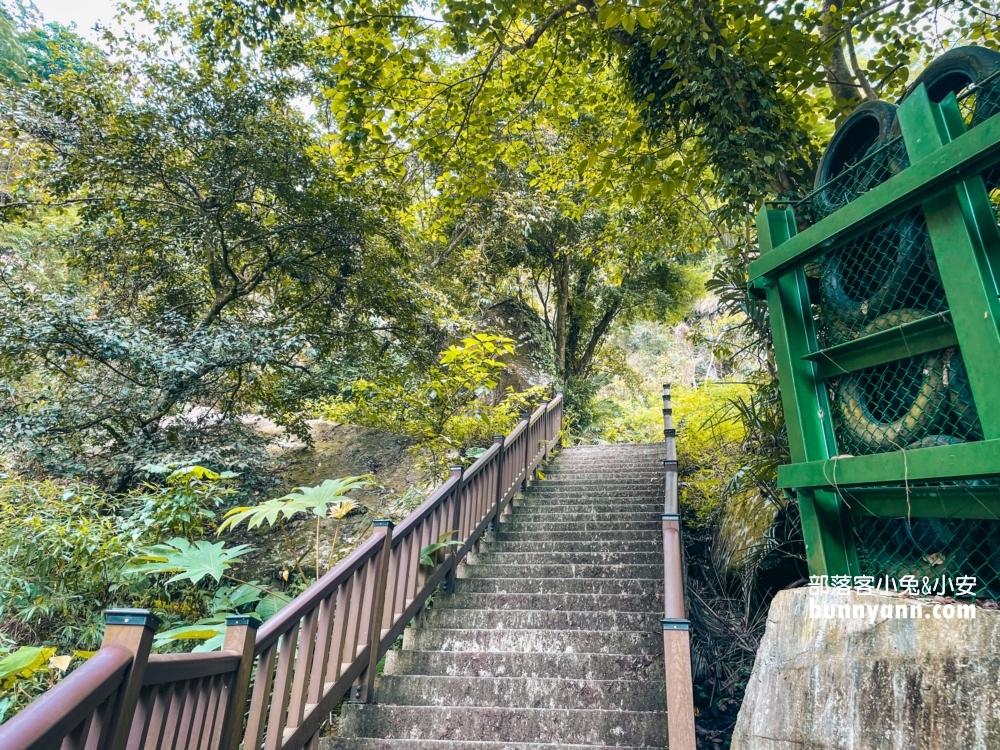 南投龍鳳瀑布私房景點，十五分鐘輕鬆登頂賞山澗瀑布
