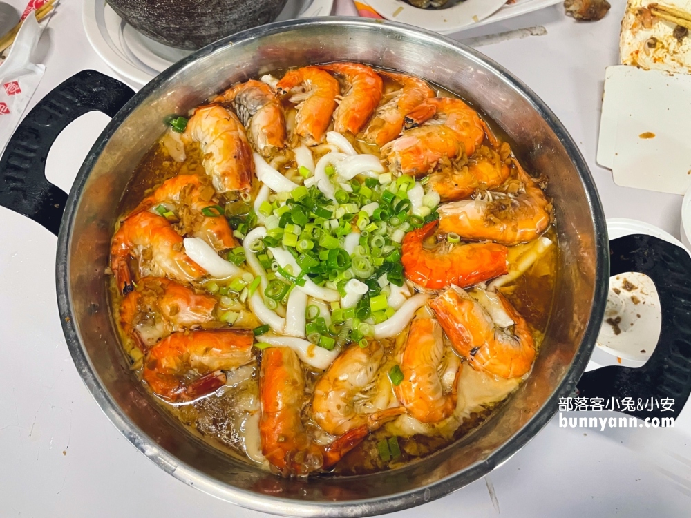 六隻蝦釣蝦場(如意)谷歌評分4.8超好上鉤蝦場，熱炒也不錯吃!!