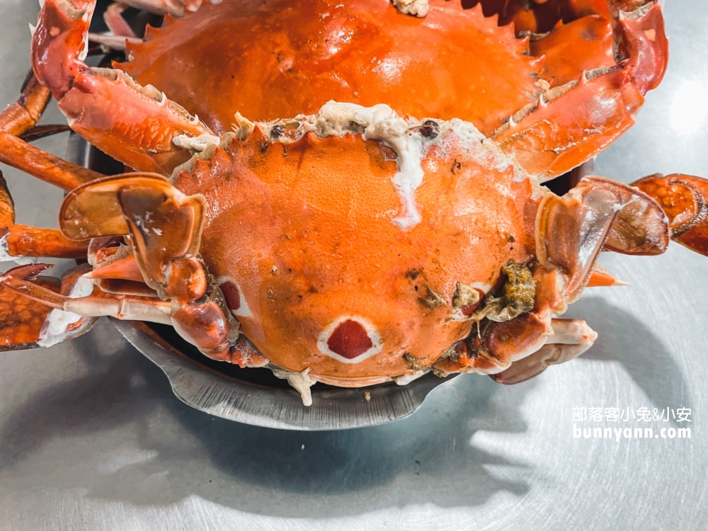 【阿嬌萬里蟹】萬里海鮮餐廳，吃螃蟹基本排隊一小時起