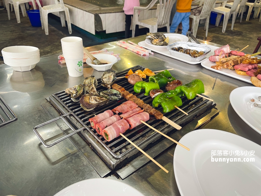 太平洋釣蝦場｜能夠一邊烤肉一邊釣蝦，費用與評價分享