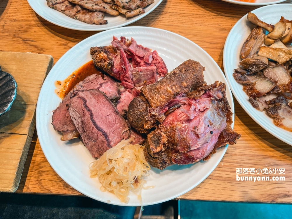 【饗食天堂信義店】台北吃到飽餐廳，價位與菜色分享