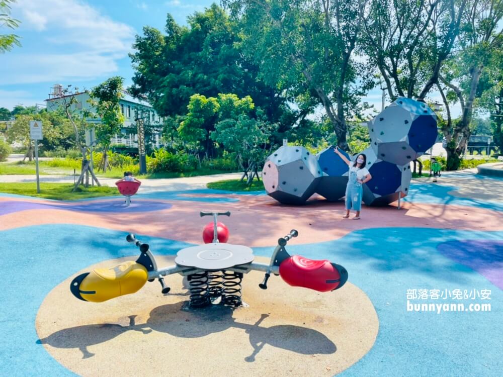 台南竹溪水岸園區，打卡鬼滅無限列車，停留時間超過一小時好好玩