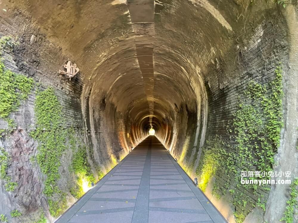 五堵鐵路隧道，美拍神隱少女系隧道，汐止基隆河自行車道漫遊