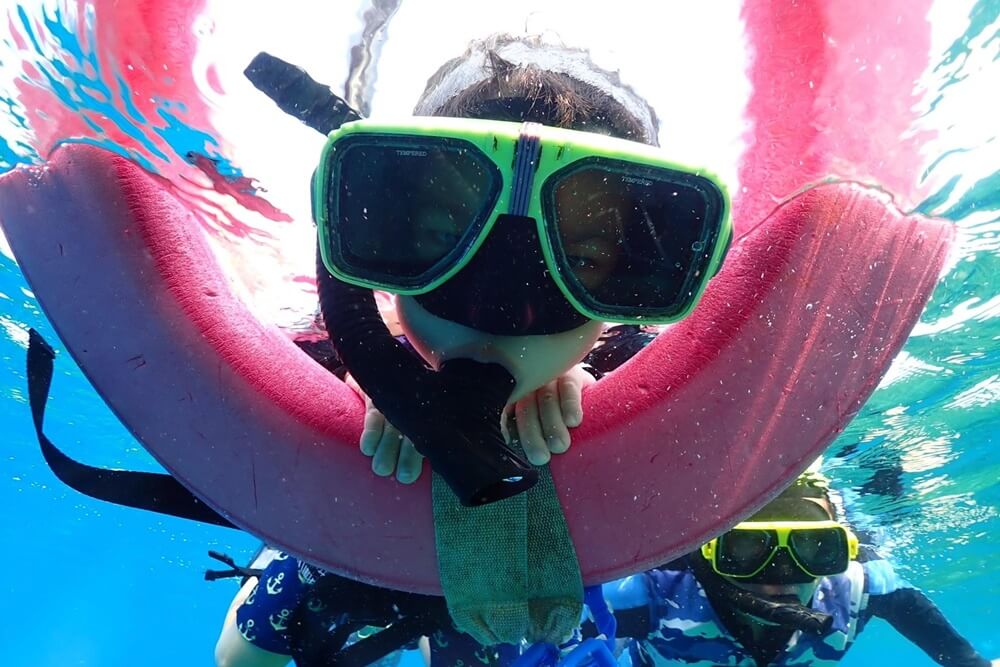 屏東小琉球浮潛&獨木舟這樣玩，和海龜共游好開心!!