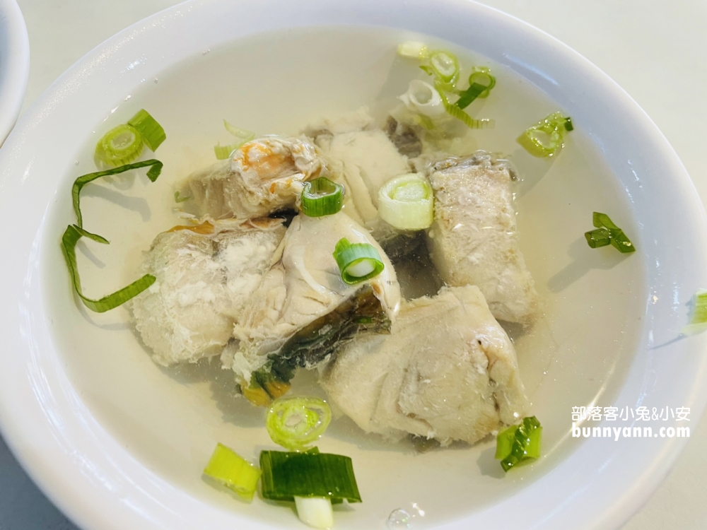 屏東美食沿海鮮魚湯推薦，在地人一早必吃鮮魚湯&肉燥飯