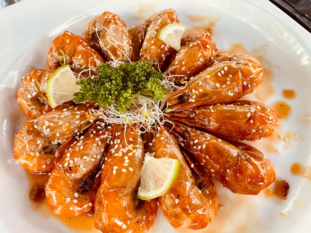 屏東水明漾活蝦景觀餐廳好吃嗎，到巴里島吃泰國蝦料理