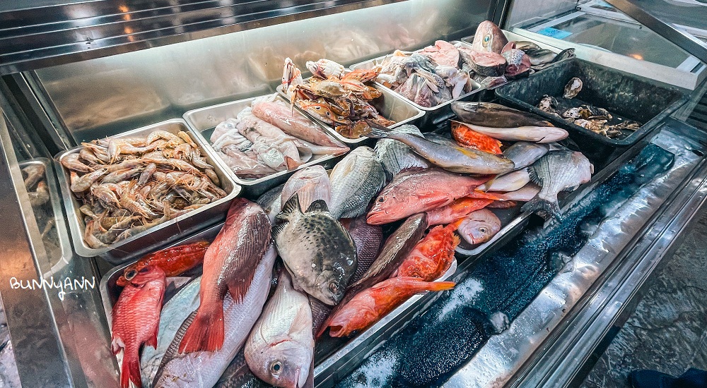 網站近期文章：【宜蘭】海世界複合式碳烤，來烤牡蠣、螃蟹、鮮魚、透抽、肉類吃到飽!!